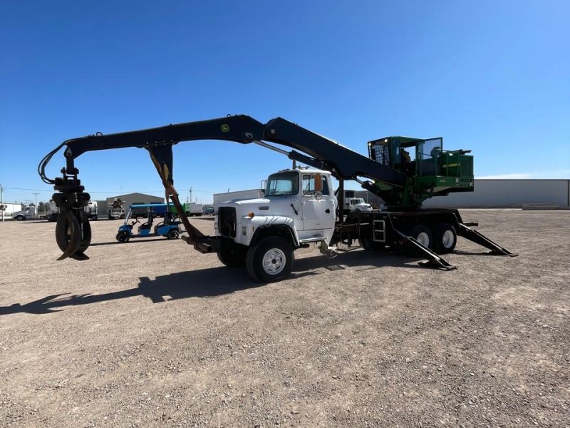 Camion Grua Articulada Jhon Deere